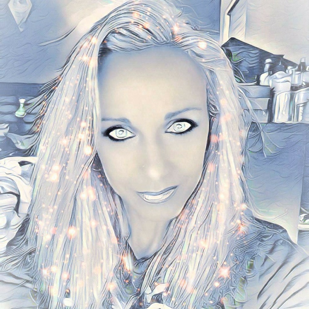 Meet your Posher, Angel🦄💜